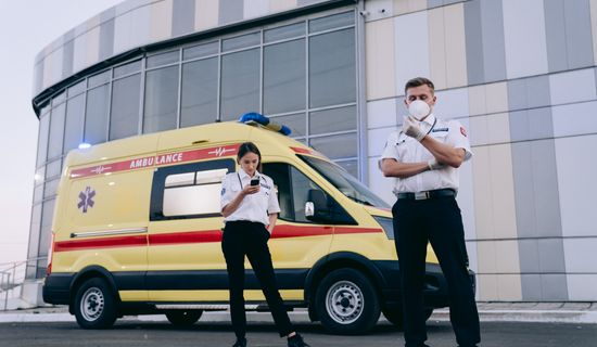 梁山救护车转运病人算来回费用吗？